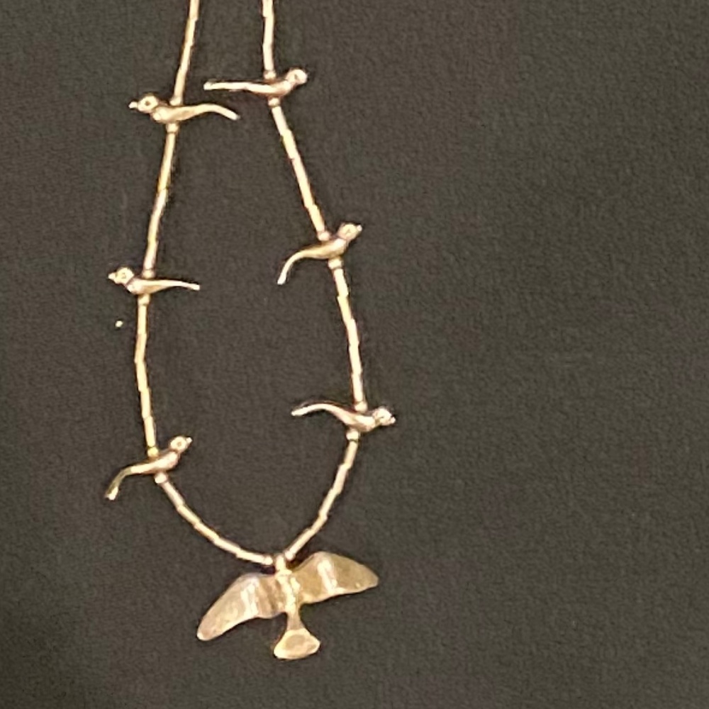 VINTAGE NAVAJO OR ZUNI STERLING SILVER FETISH NECKLACE 25 BIRDS